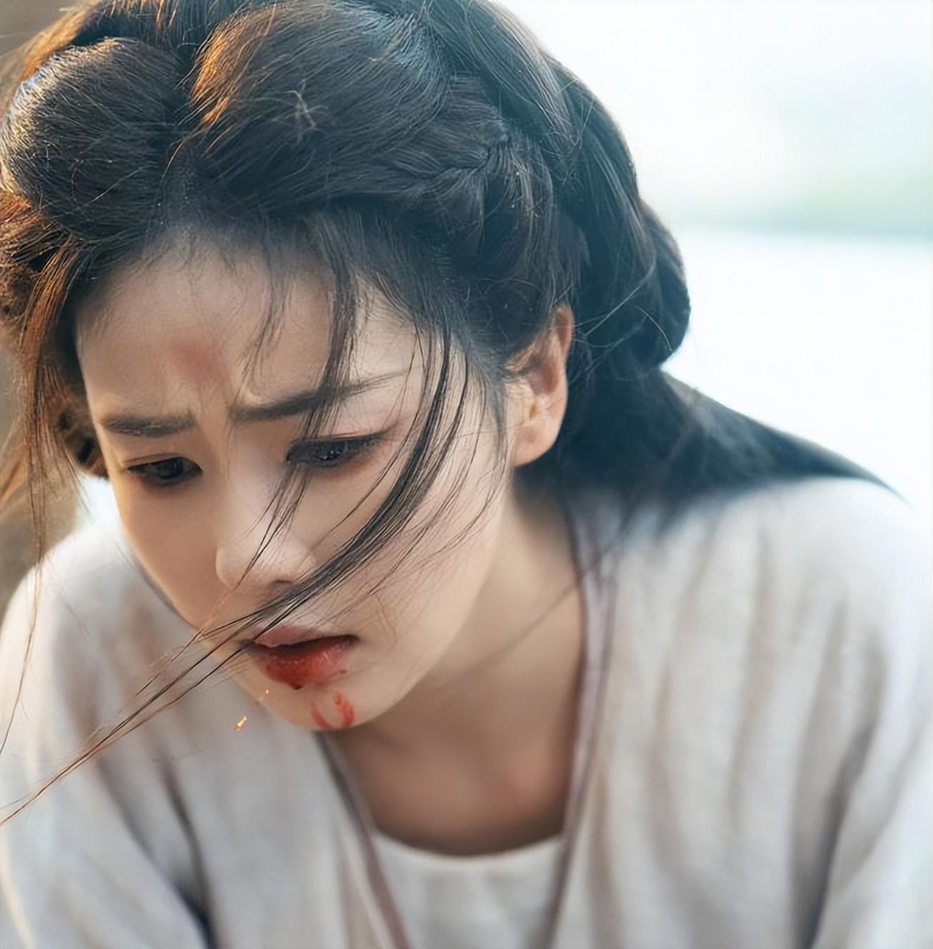 白鹿《临江仙》收官，1人升咖，4人翻红，3人被骂，2人又添实绩封面图