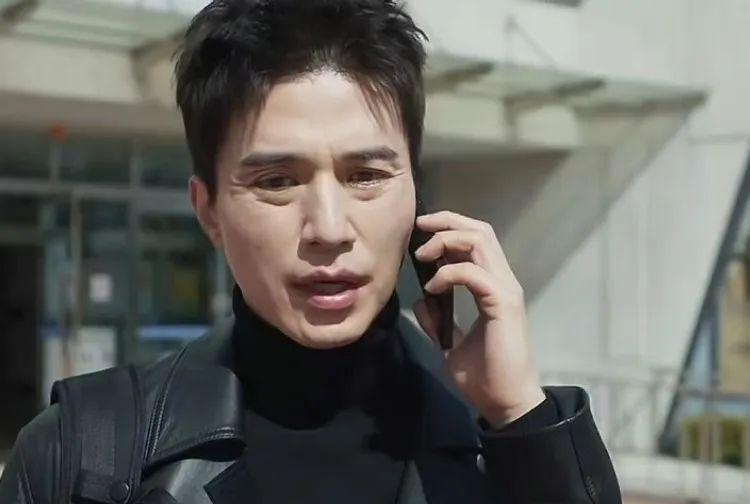 李栋旭新剧被吐槽老了好多封面图