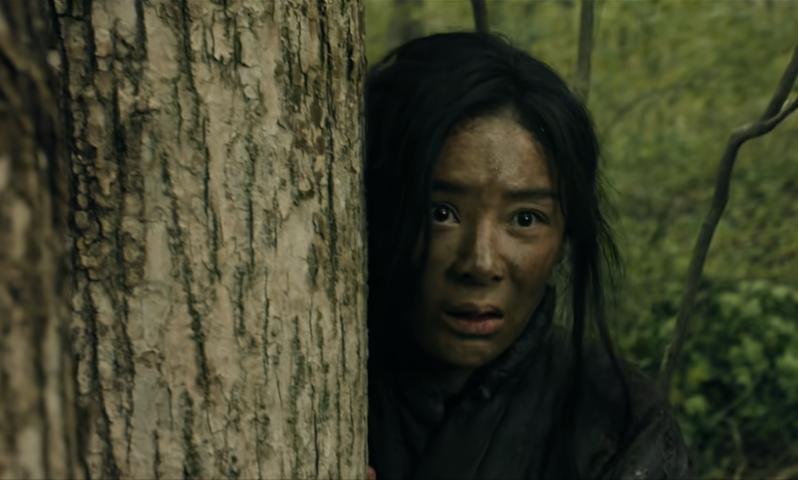 《归队》掩盖了4位美女好身材，戏内灰头土脸，戏外时髦反差很大封面图