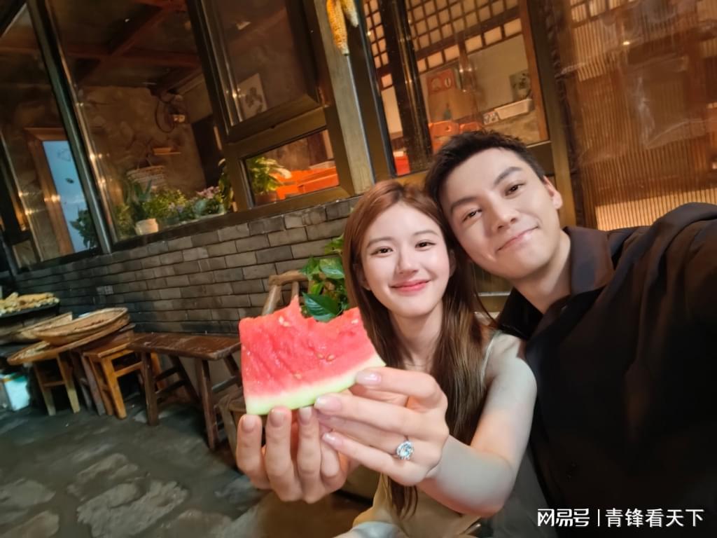 《许我耀眼》：究竟要传递一种什么样的价值观？封面图