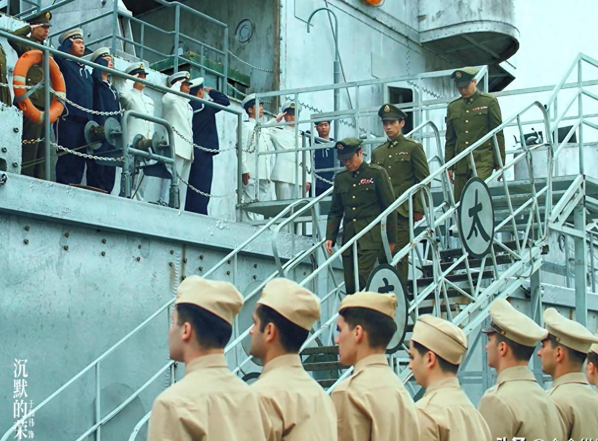 于和伟都带不动？《沉默的荣耀》被关系户毁了，演技炸裂劝退观众封面图