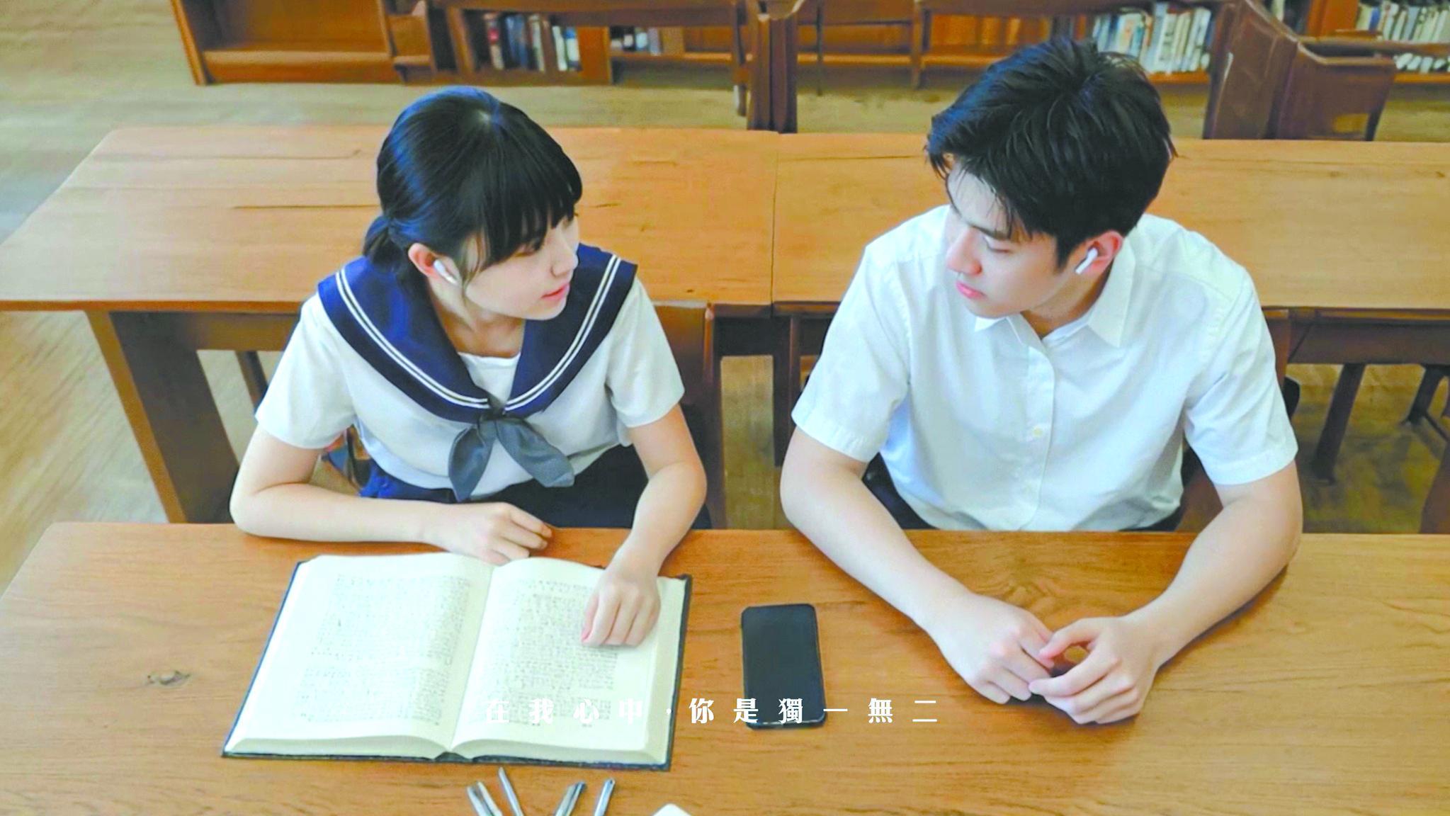 TVB试水、福克斯入股，AI会“颠覆”微短剧吗？封面图