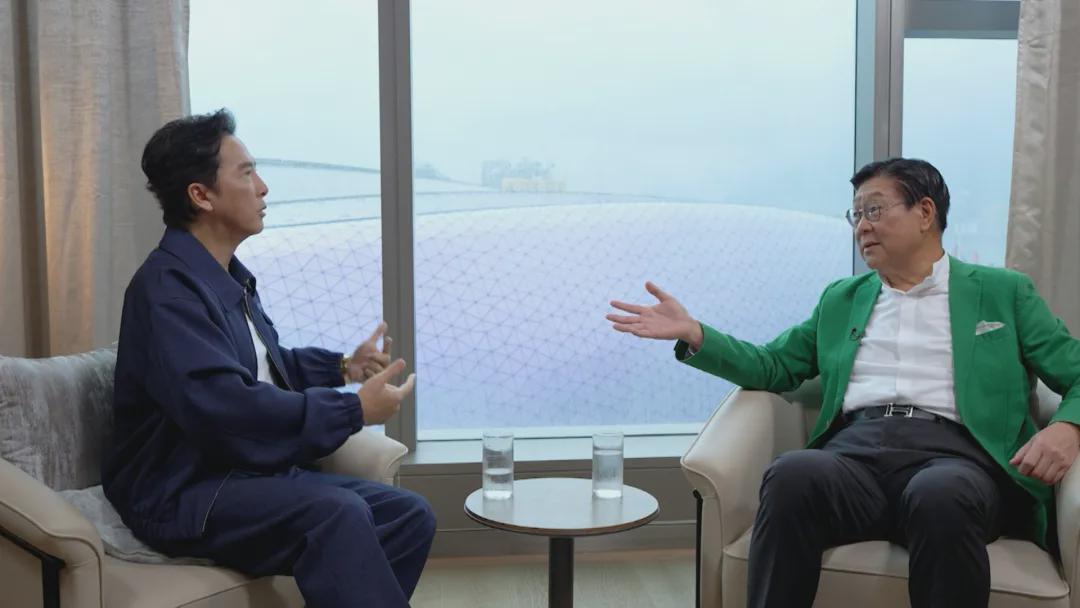 甄子丹傳港物業超過3億，驚爆捱窮日子戶口僅剩100蚊要借大耳窿封面图