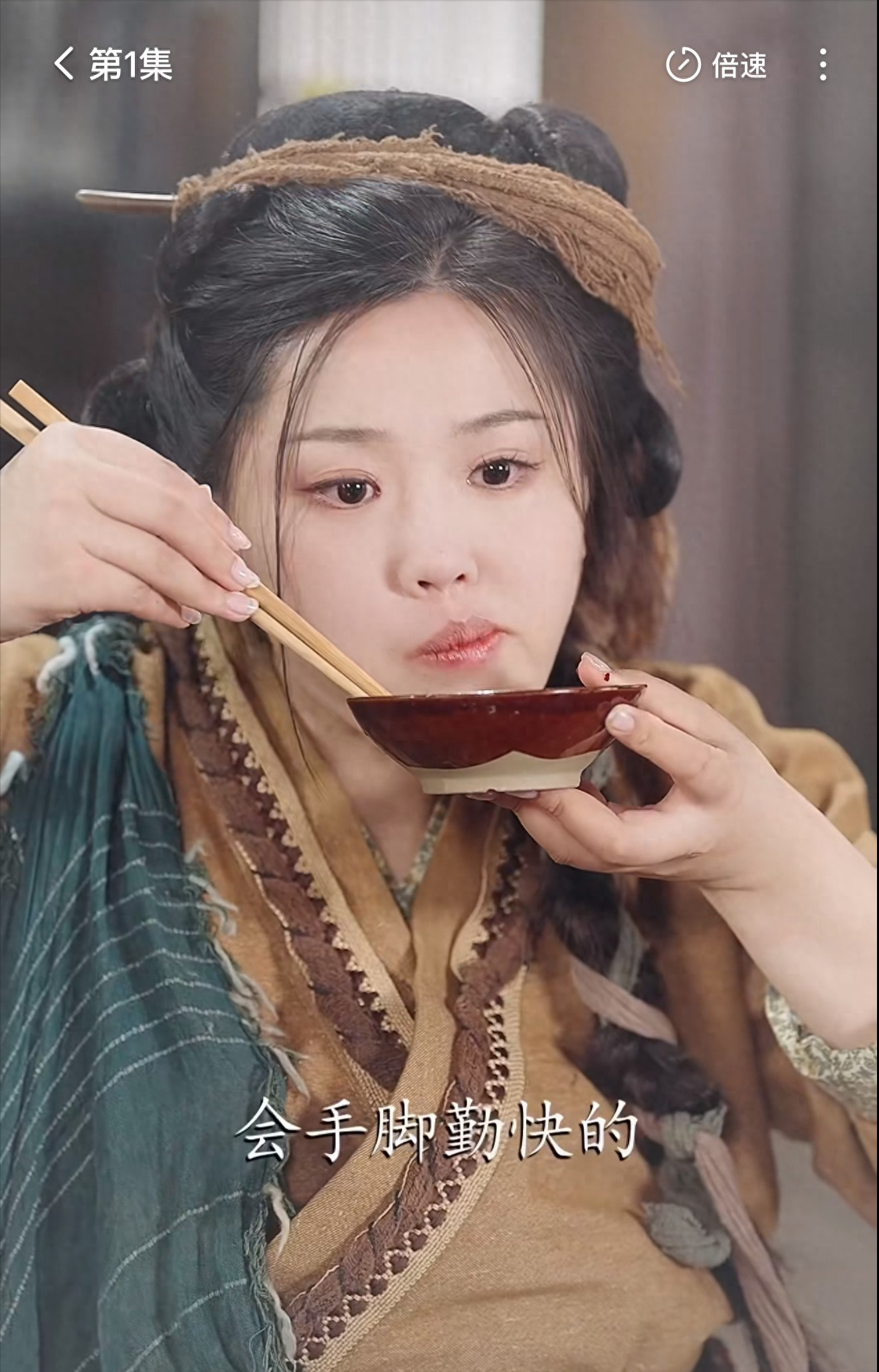 笑不活了！演古装农女还戴美甲，导演一句话把我逗乐了封面图