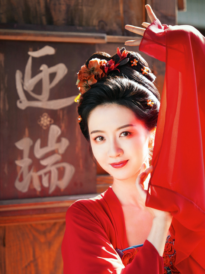 《唐朝诡事录3》她身材气质一流，环球小姐出道，演女海王不简单封面图