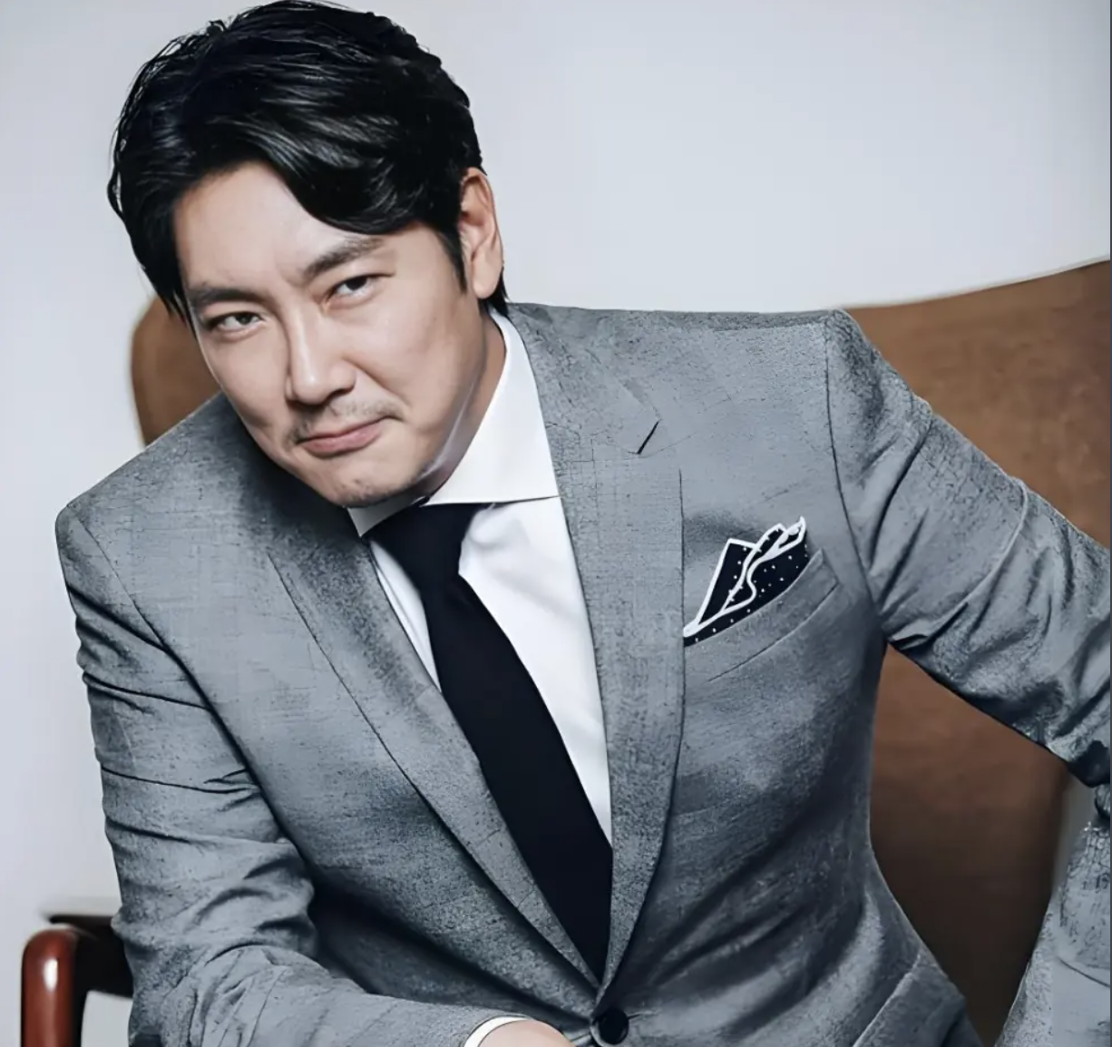 影帝居然是少年犯！好魔幻的韩娱封面图