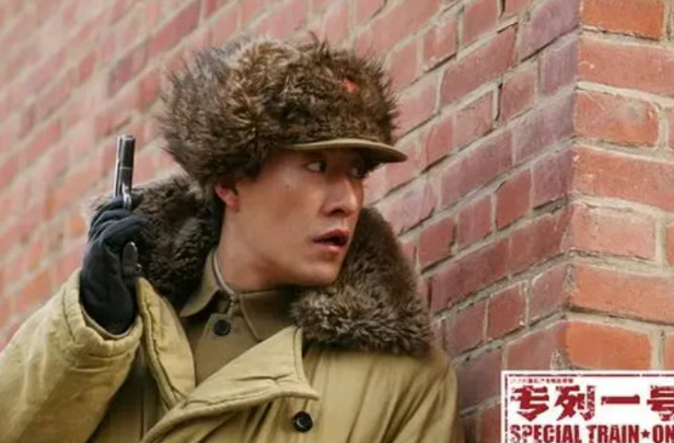 三大卫视上星！34集谍战大剧来袭，于震领衔，全员实力派！封面图