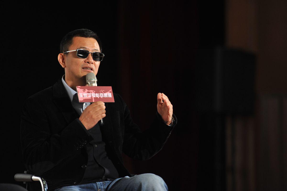 王家卫暗讽周迅陈坤骗剧本，对古二剧组霸凌，剧组的恶行跌破下限封面图