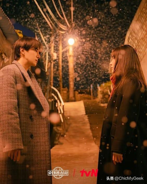 甜度爆表！10部经典必看社内恋爱韩剧！封面图