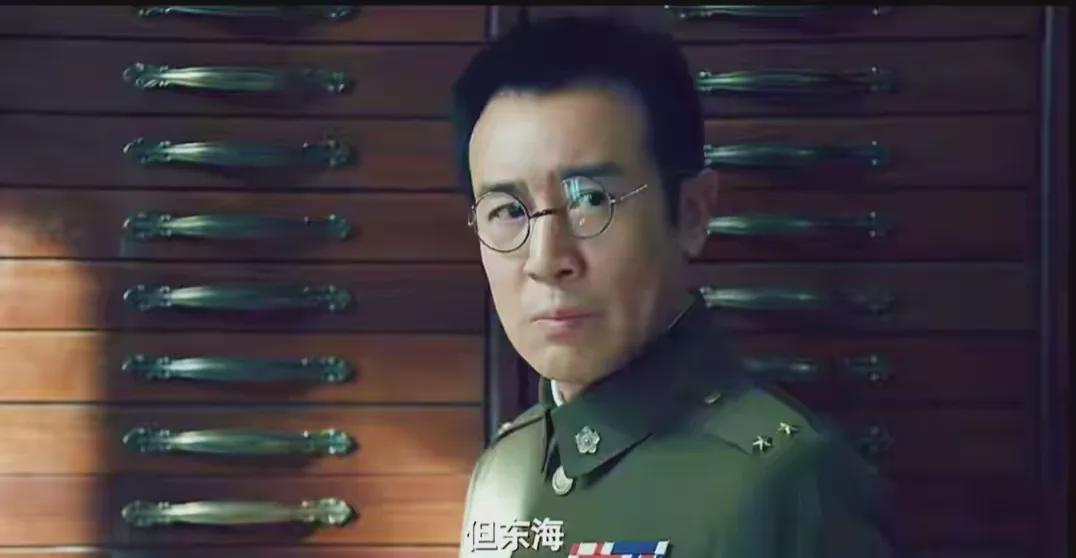 《沉默的荣耀》他被于和伟带火，3天不睡演出疲惫感，歌手转型封面图