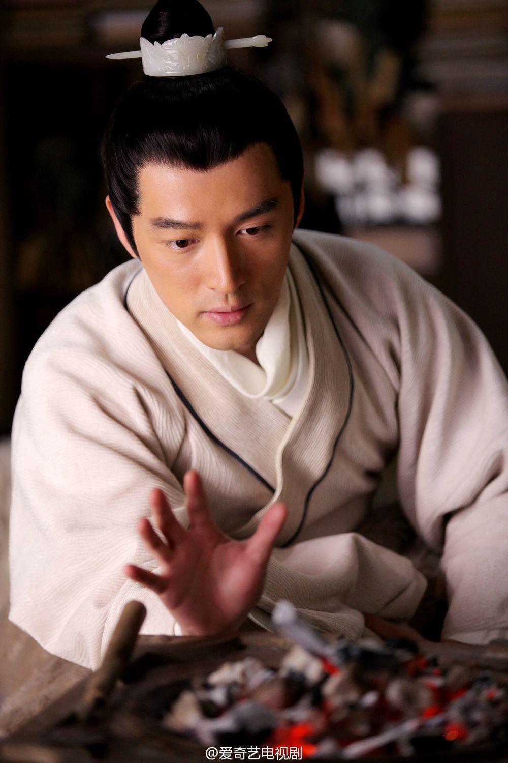 《琅琊榜》开播十年，还有新粮！胡歌以梅长苏之名献声封面图