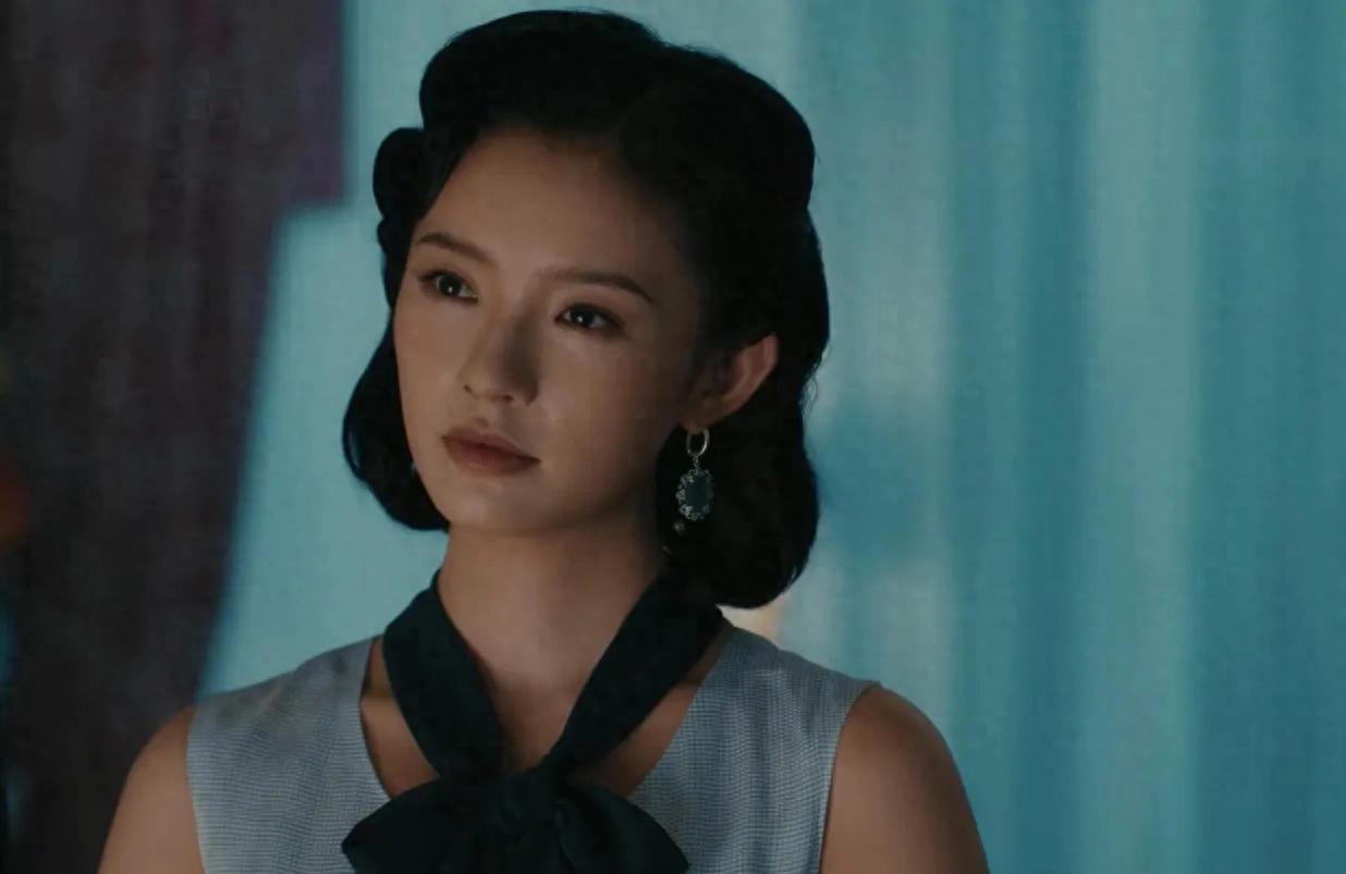 看完10集《足迹》，终于弄清楚了四个家族的背景和人物关系封面图