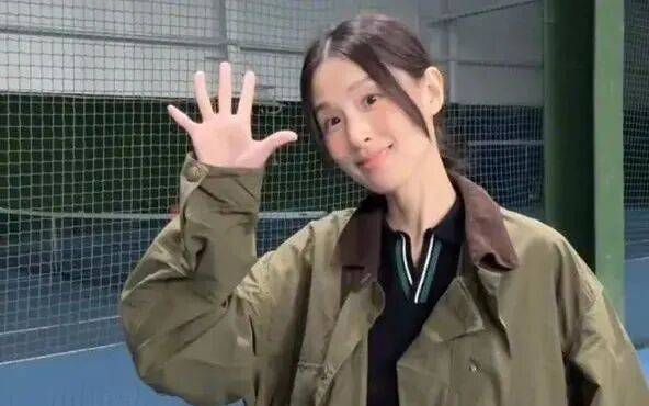 【2026.1.6】丝芭感觉要倒闭了?可以说说梁洁?王子奇网红?赵霁是不是家里很有钱?私生的话大部分都是男明星出问题?封面图