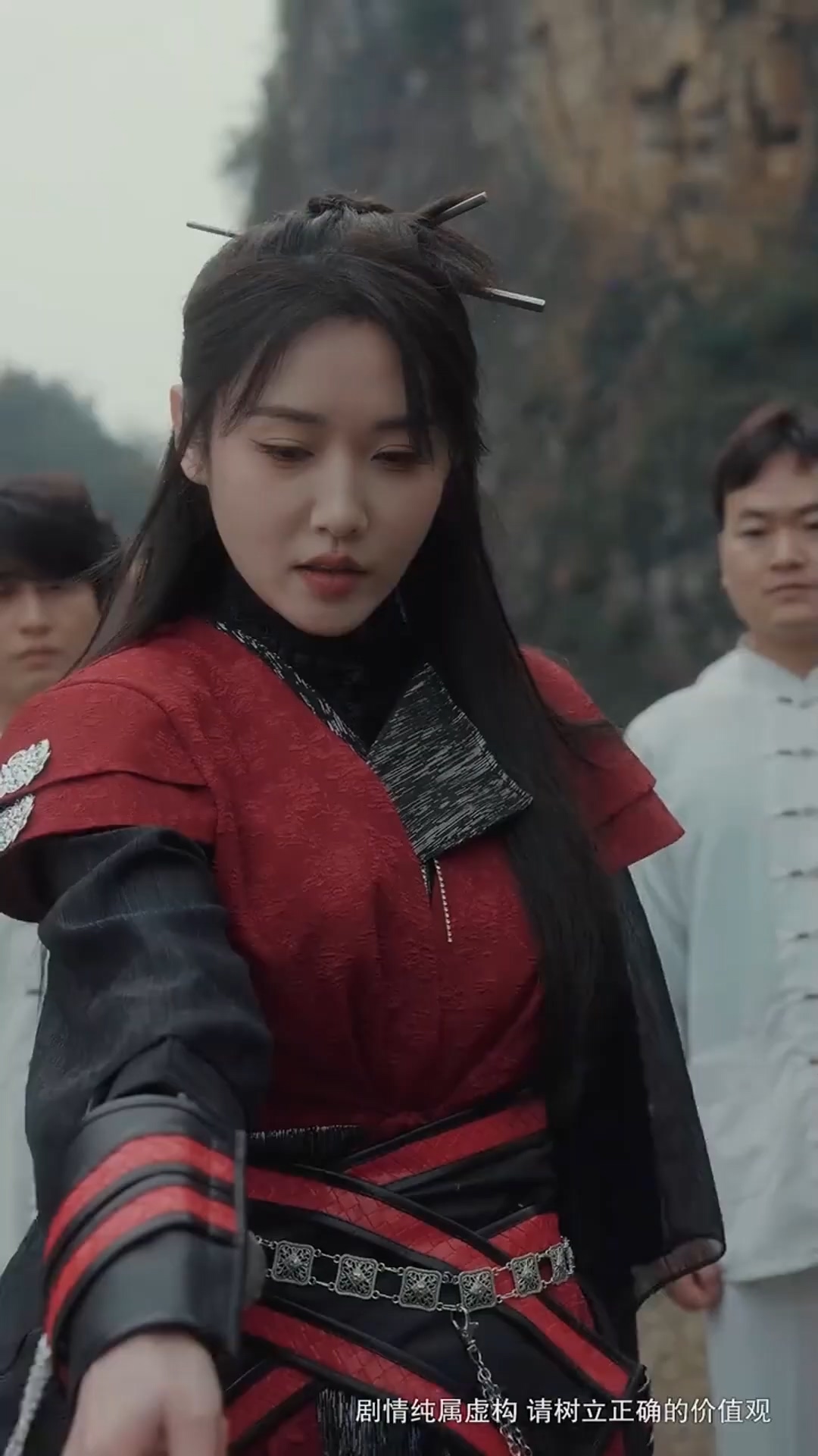 师姐风华绝代少爷隐龙归来封面图