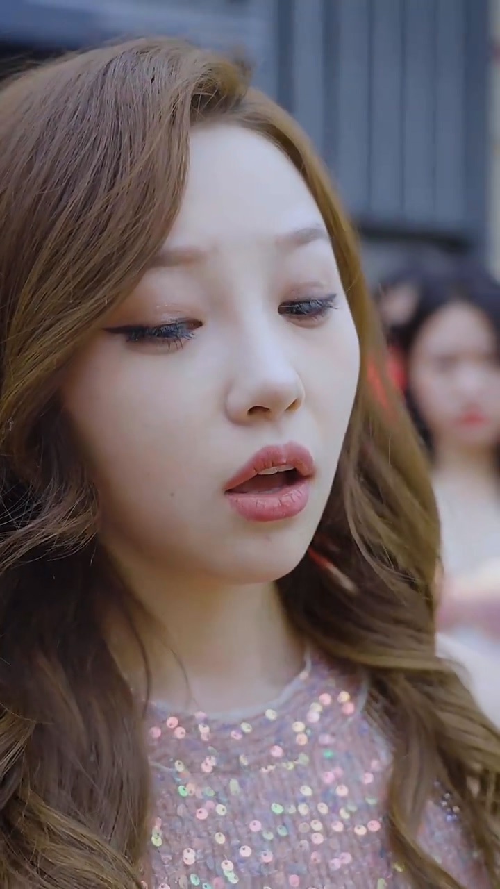 天降异能之贬值成神封面图