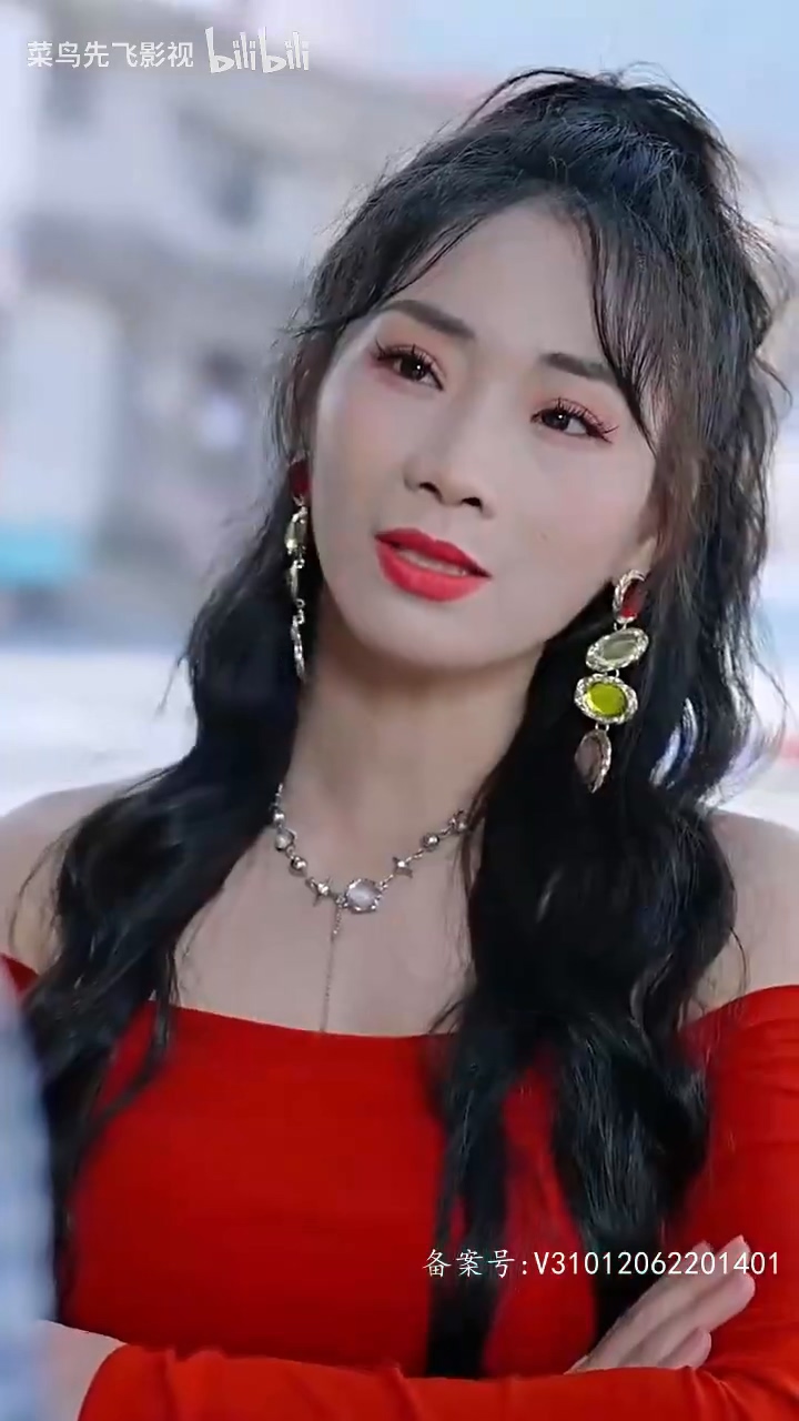 神级小卖铺封面图